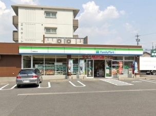 【コンビニ】ファミリーマート緑尾崎山店 402m 周辺環境